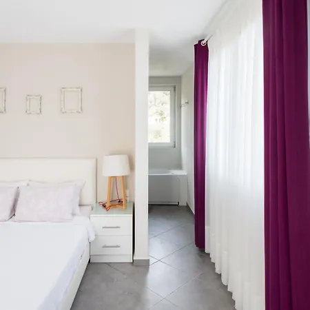 Vila Aegean Breeze Skiathos